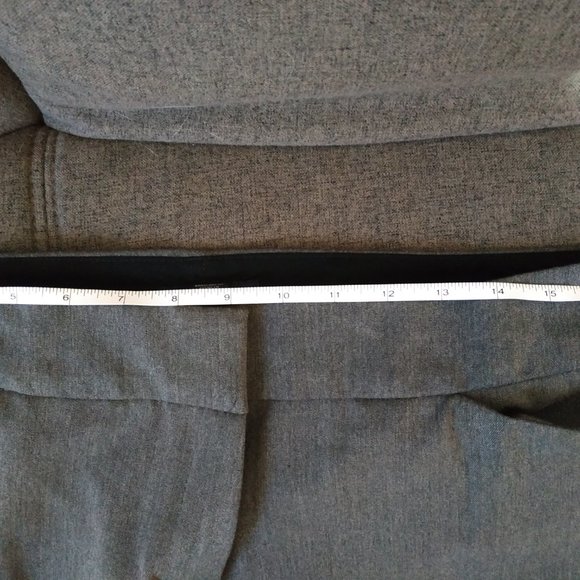 Woman tailored dress pants. Tommy Hilfiger. Size 12 - Picture 4 of 5